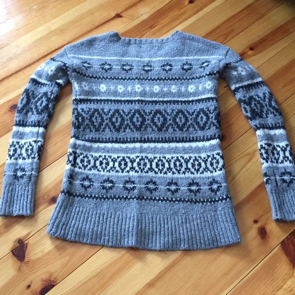 American Eagle sweater - Picture 3 of 5